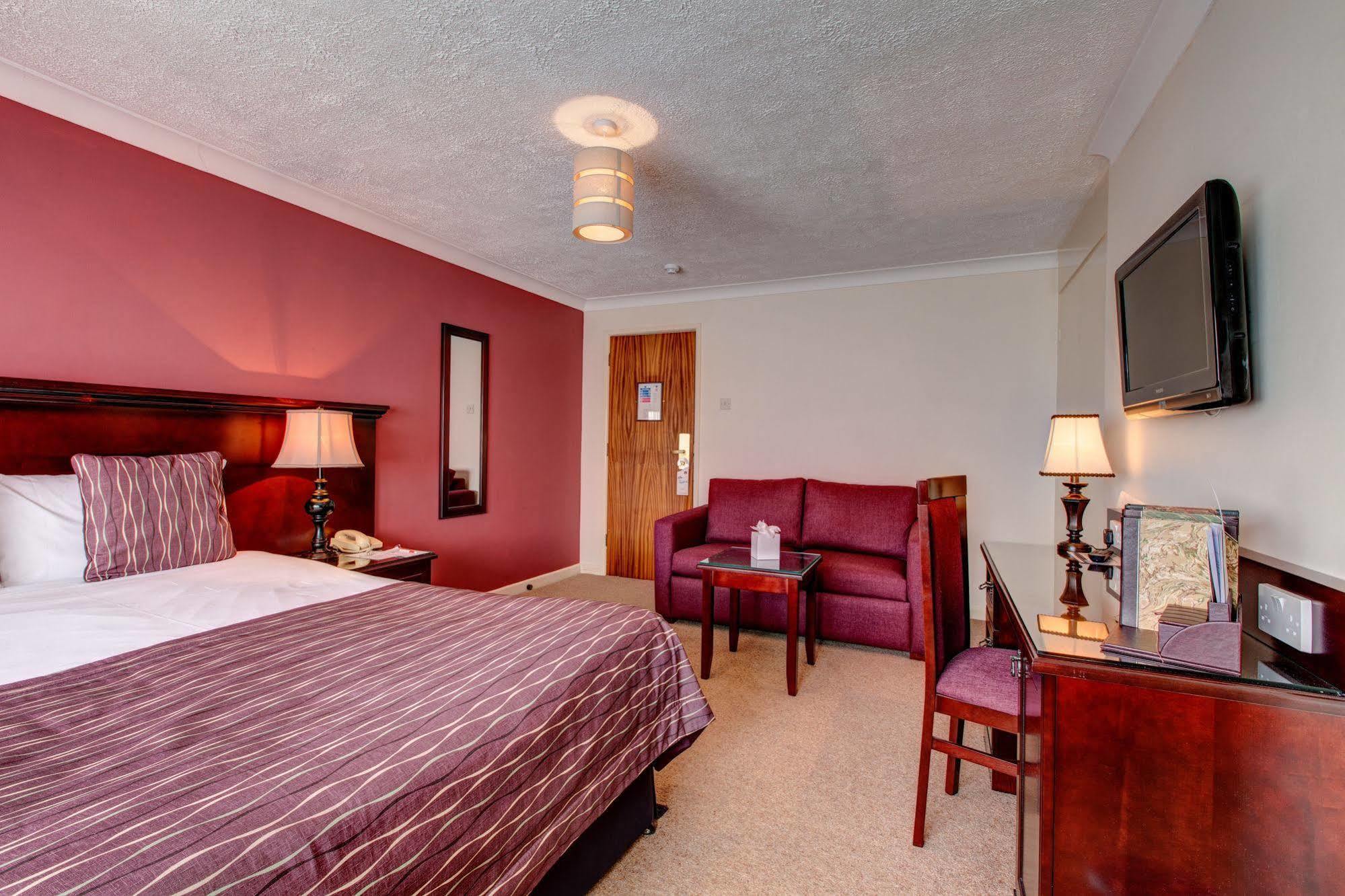 Connaught Lodge Bournemouth Bagian luar foto