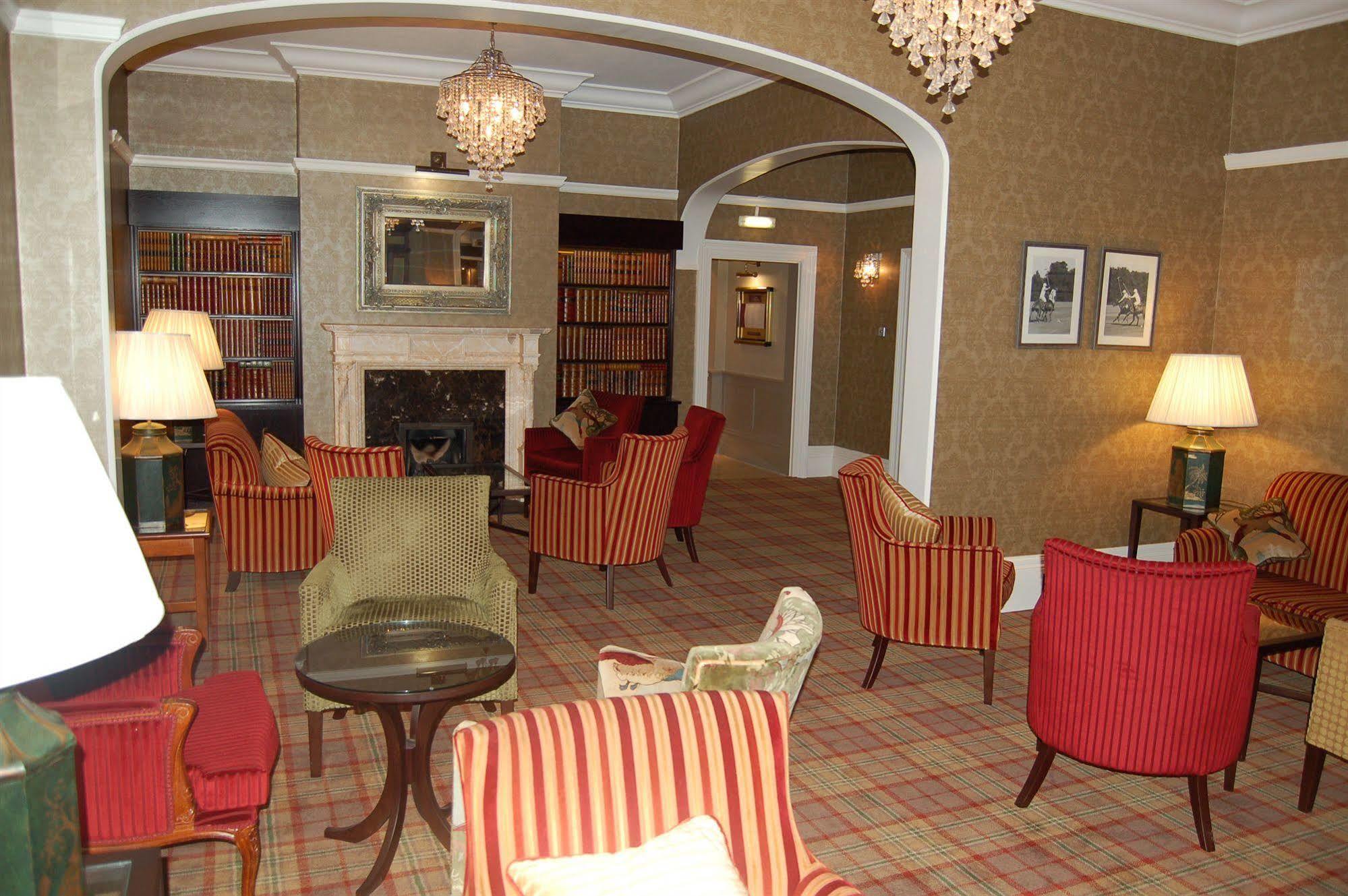 Connaught Lodge Bournemouth Bagian luar foto